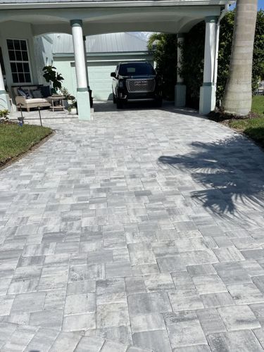 paver stone driveway