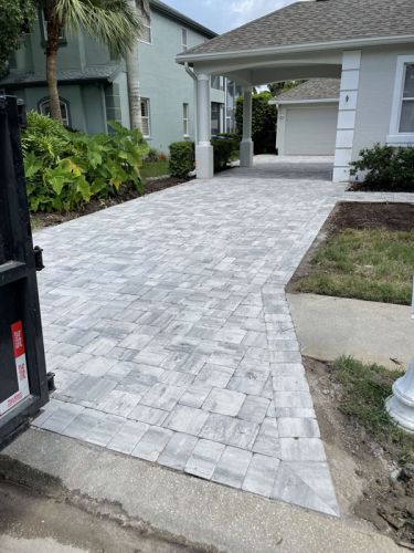 paver stone driveway